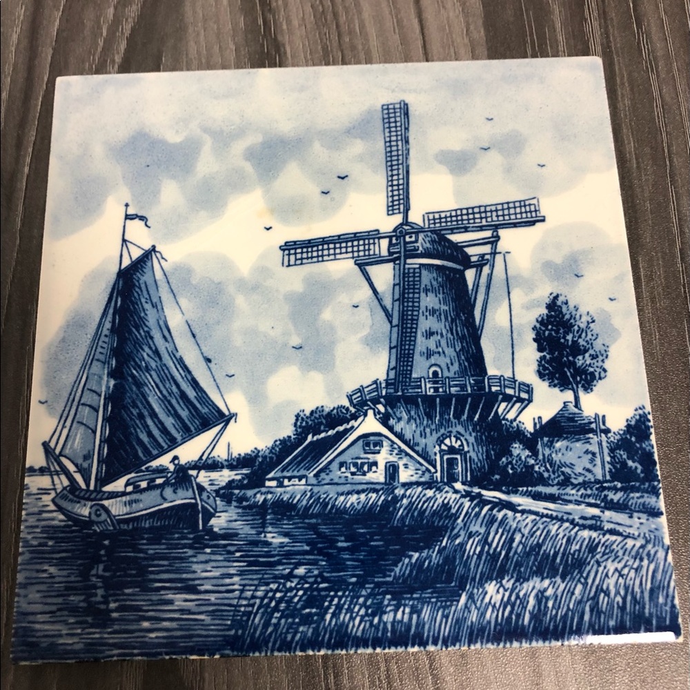 Delft Blue Tile - Picture 3 of 7